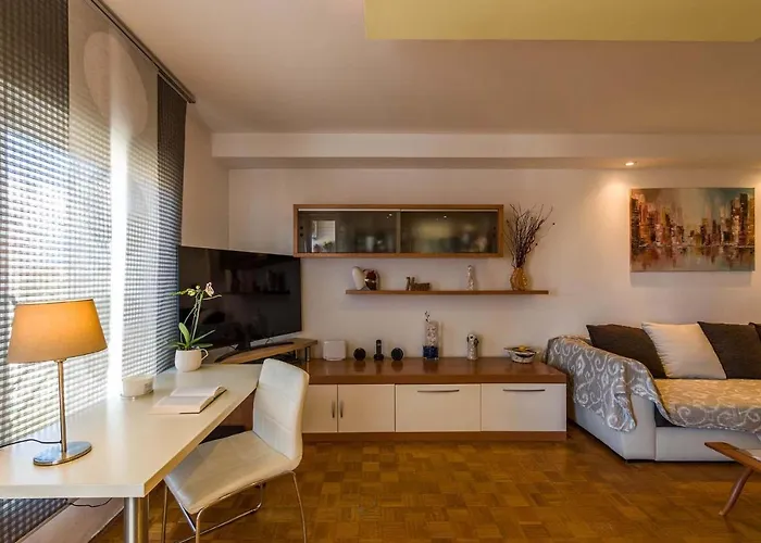 Apartment Many